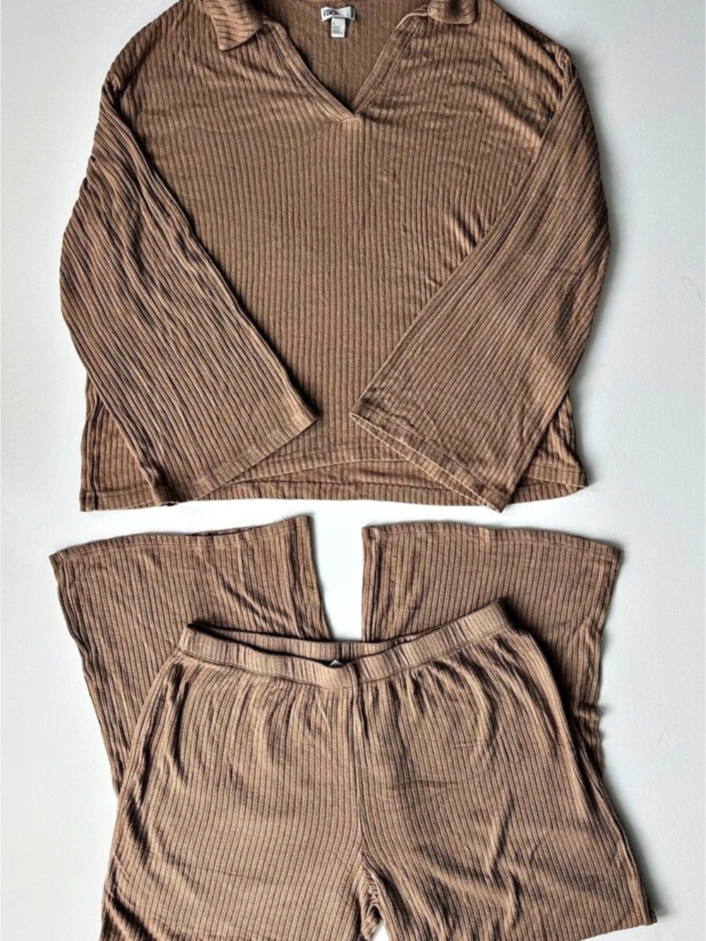 Nordstrom Rack Cozy Minimalist Neutral Fall Loungewear Set